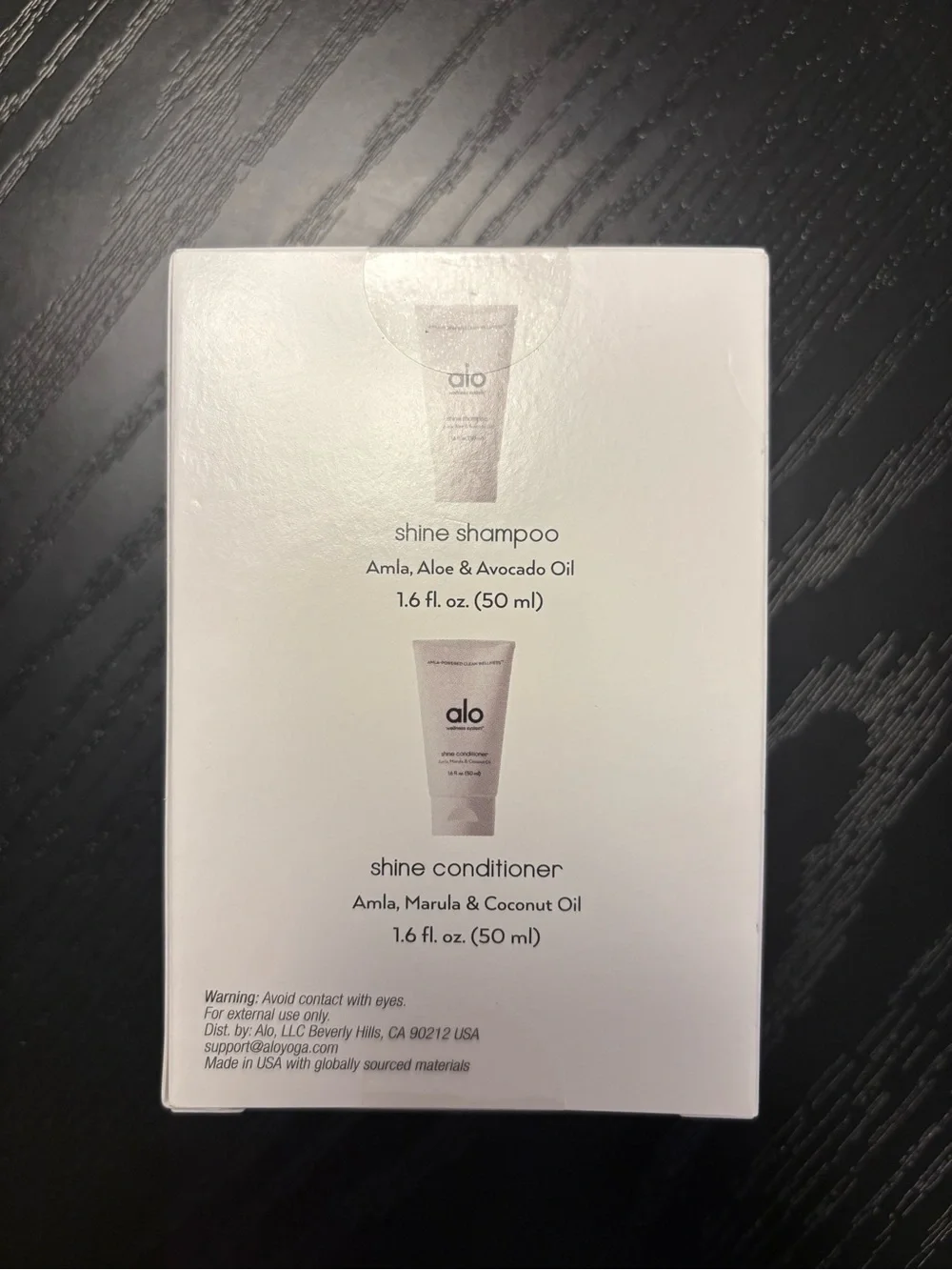 ALO Yoga Rinse + Repeat Shampoo & Conditioner Duo - White